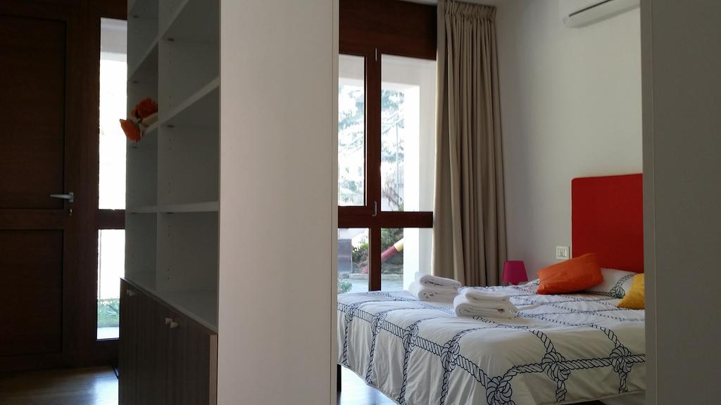 Apartments Le Terrazze ヴェルナッツァ 部屋 写真