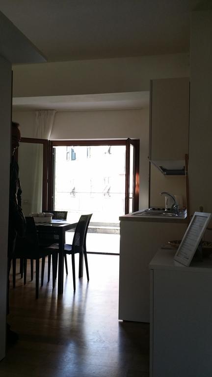 Apartments Le Terrazze ヴェルナッツァ 部屋 写真